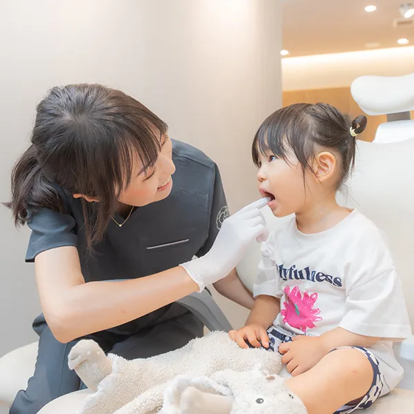 噛み合わせと食育を専門とする副院長の診療